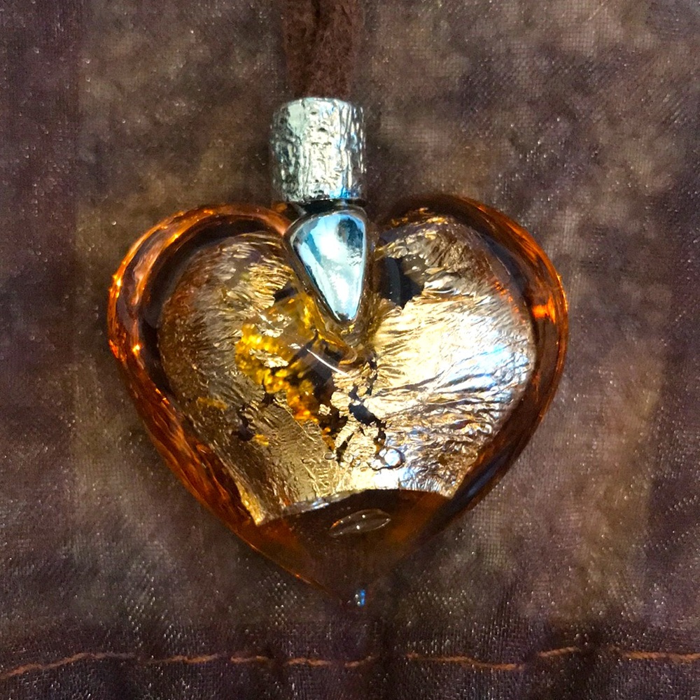 Venetian glass heart pendant on suede cord
